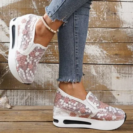 Elegant Floral Embroidered Women's Mesh Sneakers - Image 5